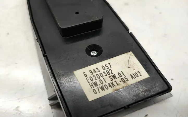 BMW 7 E65 E66 (2001 - 2008) 6943057 Кнопка стеклоподъемников — фото 3