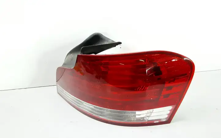 BMW 1 E82 E88 (2007 - 2014) 6924520 Задний фонарь в кузове — фото 2