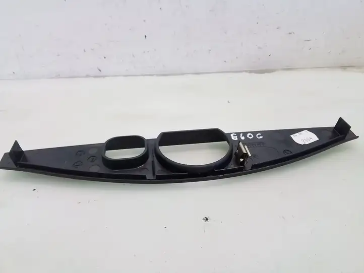 BMW 5 E60 E61 (2004 - 2010) 51497061427 Прочая отделка багажника — фото 3