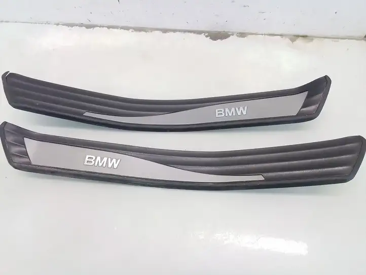 BMW 5 E60 E61 (2004 - 2010) Внутренняя обшивка порога (комплект) — фото 2