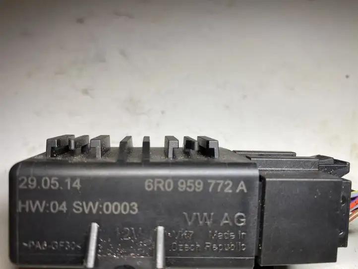 Skoda Rapid (NH) (2012 - 2019) 6R0959772A Реле обогрева — фото 2