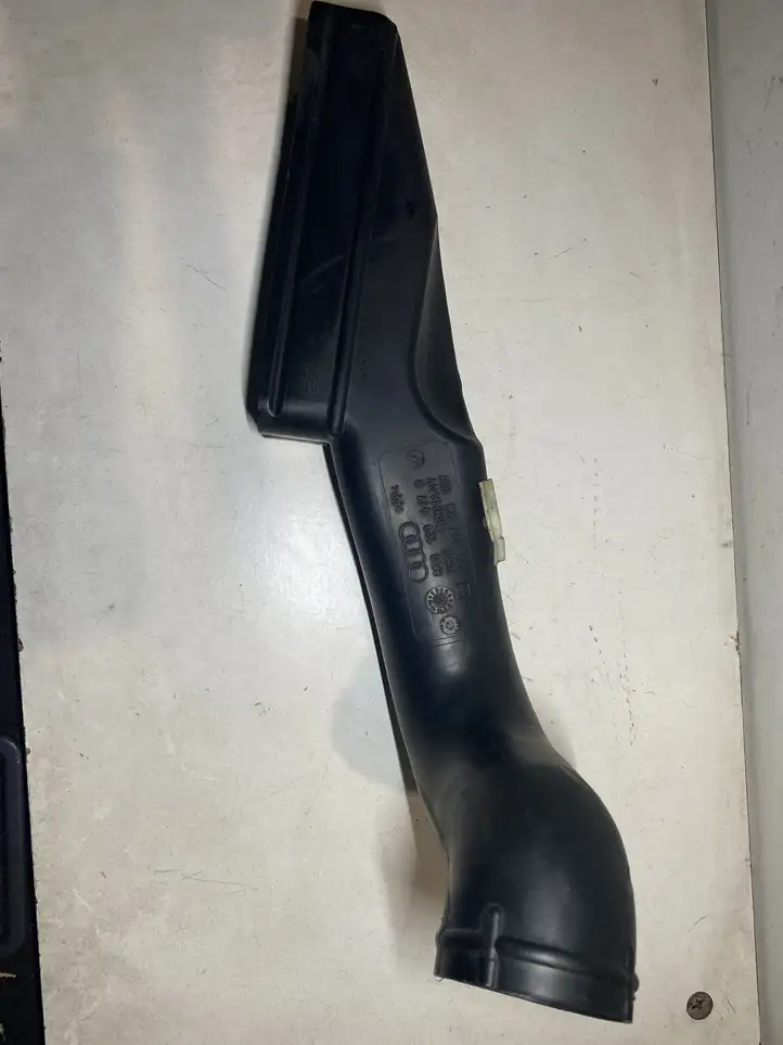 (2003 - ) Детали воздухозаборника — фото 1