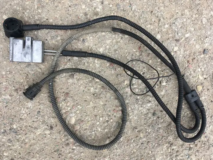 Skoda Fabia Mk2 (5J) (2007 - 2014) Электроподогрев двигателя — фото 1