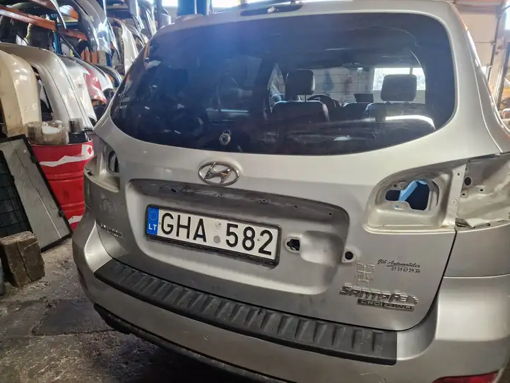 Hyundai Santa Fe (2005 - 2009) Крышка багажника — фото 1