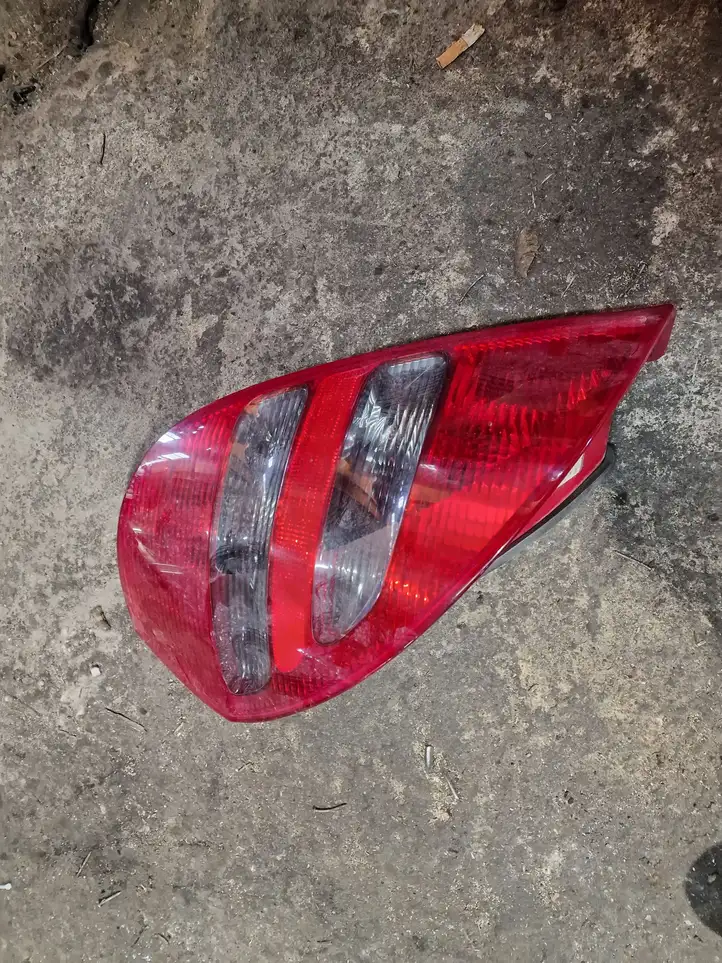 Mercedes-Benz A W169 (2004 - 2012) 1698200964 Задний фонарь в кузове — фото 1