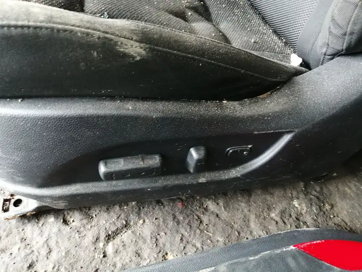 Hyundai i40 (2011 - ) Комплект салона — фото 6