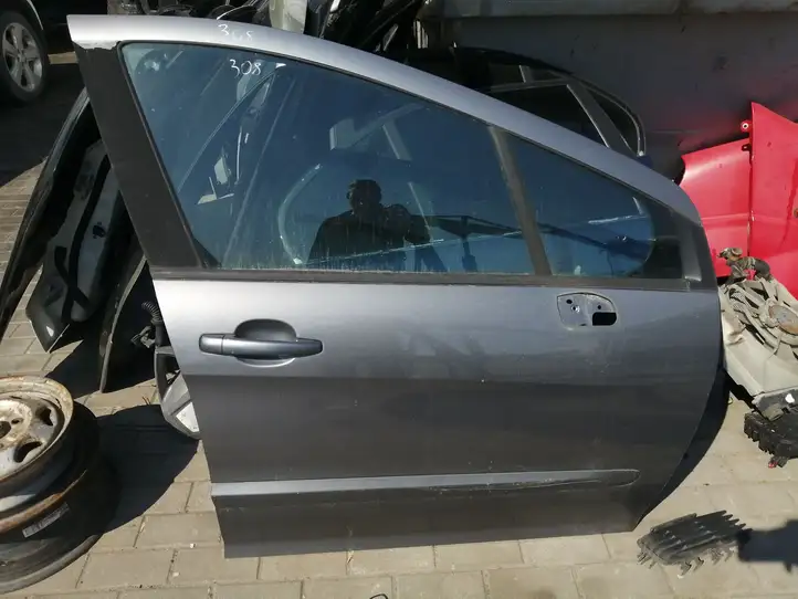 Peugeot 308 (2007 - 2013) Дверь — фото 1