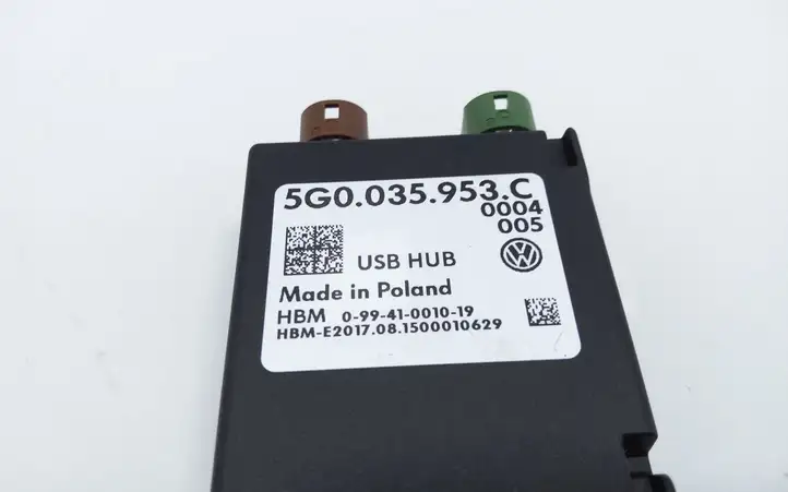 Volkswagen PASSAT B8 (2015 - ) 5G0035953C USB модуль — фото 2