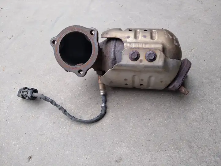 Kia Ceed (2015 - 2018) Катализатор / DPF / FAP — фото 3