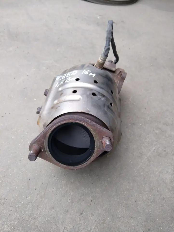Kia Ceed (2015 - 2018) Катализатор / DPF / FAP — фото 4