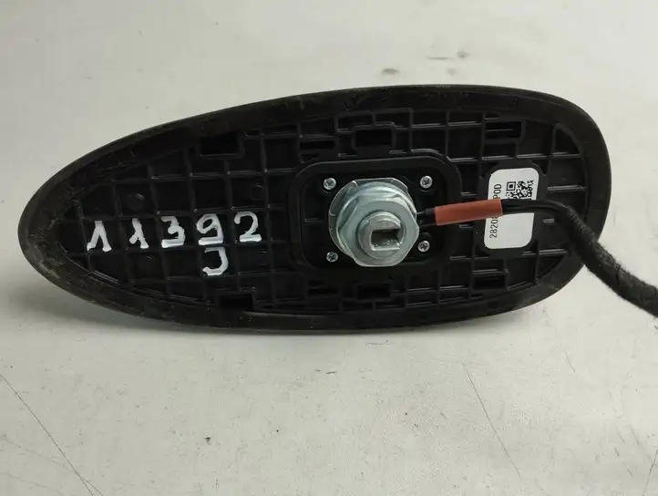 Nissan Qashqai (2017 - 2020) 282086FP0D GPS антенна — фото 4