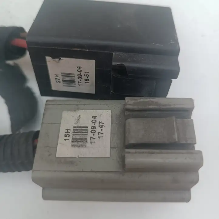 Opel Astra H (2004 - 2009) 13125789 Прочая электропроводка — фото 4