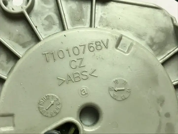 Audi A3/S3 8V (2012 - 2016) T1010768V Двигатель задвижки потока воздуха — фото 4