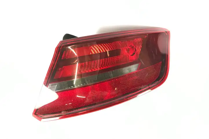 Audi A3/S3 8V (2012 - 2016) 8V4945096C Задний фонарь в кузове — фото 1