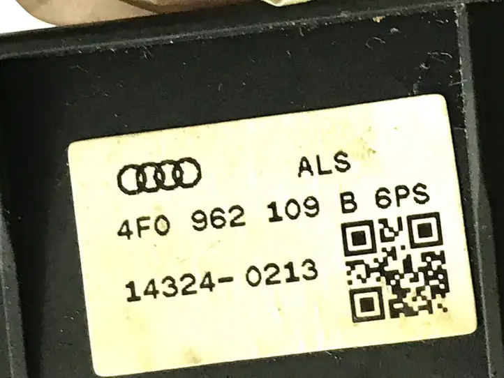 Audi A3/S3 8V (2012 - 2016) 4F0962109B Включатель сигнализации — фото 4