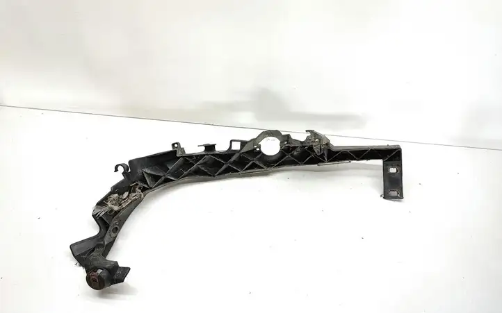 BMW 3 E90 E91 (2005 - 2012) 7116708 Кронштейн передней фары — фото 1