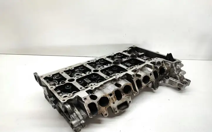 BMW 5 F10 F11 (2009 - 2016) 7812603 Головка блока цилиндров — фото 1