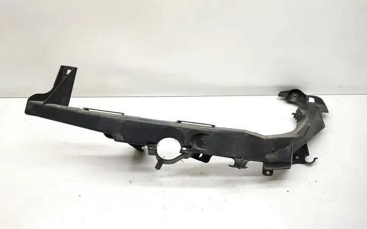 BMW 3 E90 E91 (2005 - 2012) 7116707 Кронштейн передней фары — фото 1