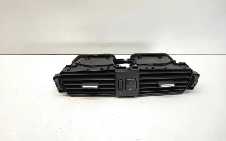 BMW X3 F25 (2010 - 2017) 9184742 Центральный воздушный дефлектор — фото 1