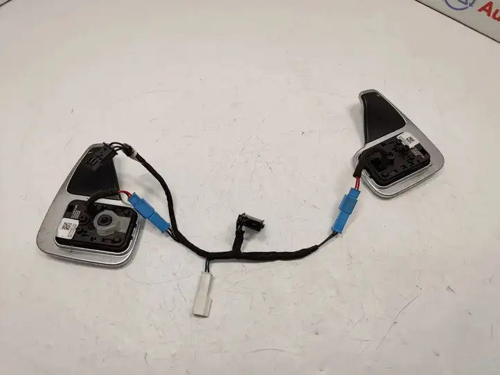 BMW 2 F22 F23 (2013 - 2017) 9242983 Кнопки на рулевом колесе — фото 2