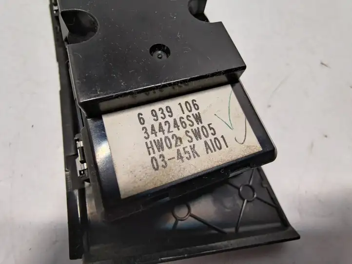 BMW 5 E60 E61 (2004 - 2010) 6939106 Кнопка стеклоподъемников — фото 3