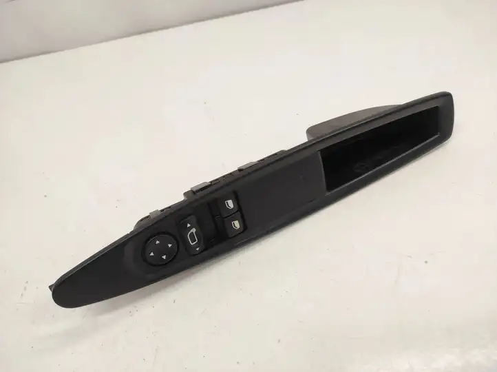 Citroen C4 (2004 - 2008) 9651464277 Кнопка стеклоподъемников — фото 2