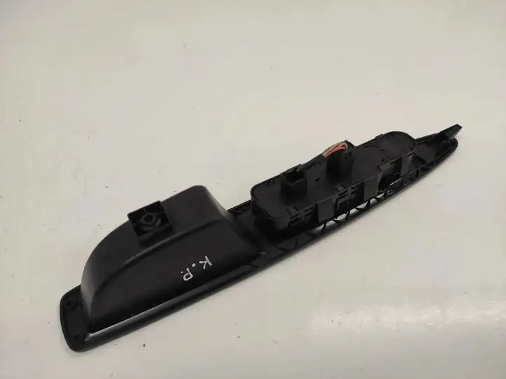 Citroen C4 (2004 - 2008) 9651464277 Кнопка стеклоподъемников — фото 3