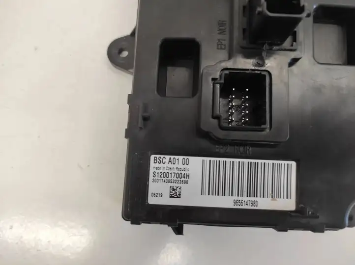 Citroen C4 (2004 - 2008) 9656147980 Модуль комфорта — фото 2