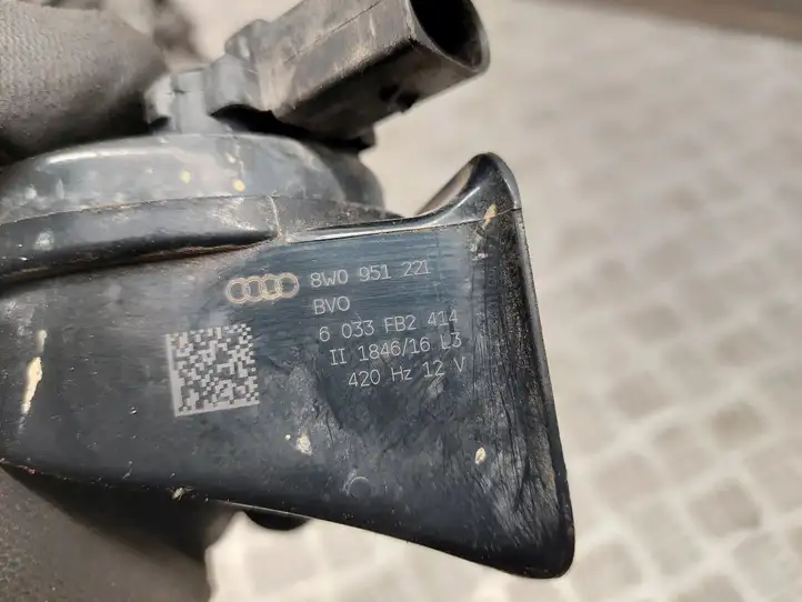 Audi A3/S3 8V (2012 - 2016) 8W0951221 Звуковой сигнал — фото 2