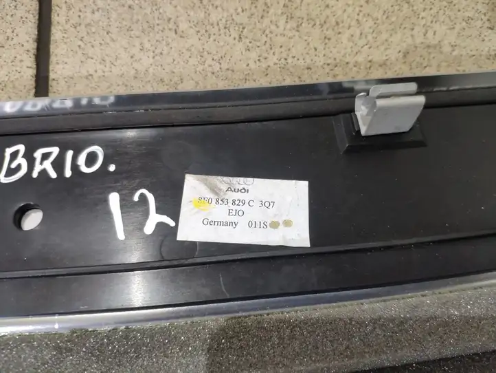 Audi A5 8T 8F (2007 - 2011) 8F0853829C Накладка стоек лобового стекла — фото 10