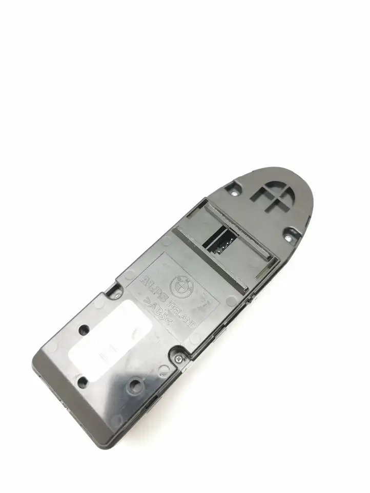 BMW 5 E60 E61 (2004 - 2010) 9122110 Кнопка стеклоподъемников — фото 3