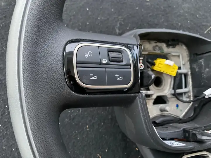 Citroen Berlingo (2018 - ) 98210209ZD Блок управления двигателем (ЭБУ) — фото 4