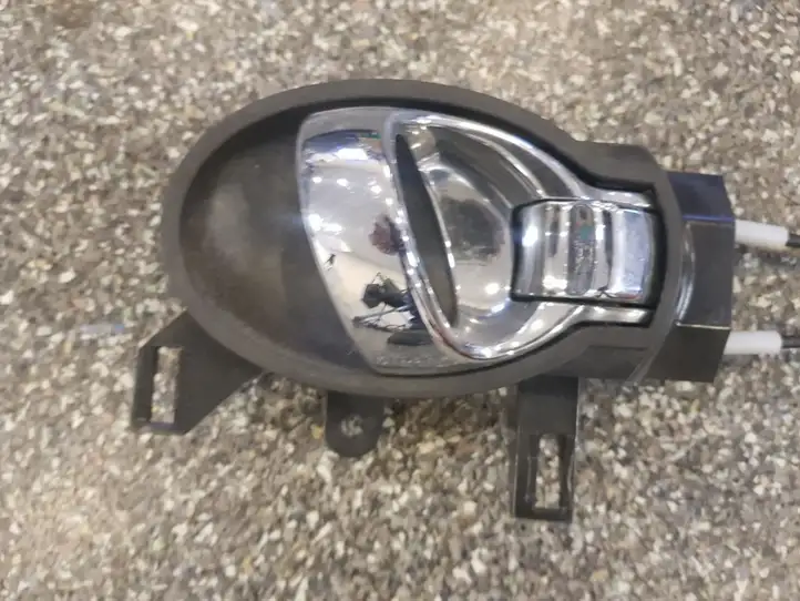 Nissan Juke I F15 (2010 - 2018) Замок задней двери — фото 2