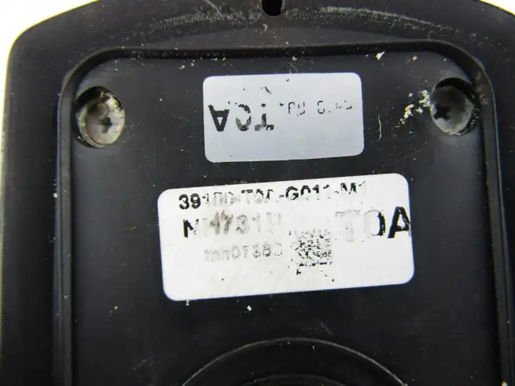 Honda CR-V (2009 - 2012) GPS антенна — фото 6