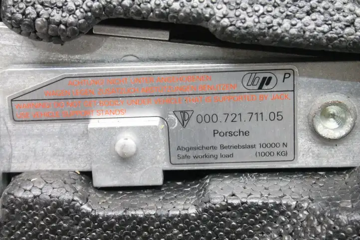 Porsche Boxster 986 (1996 - 2004) 99672210100 Прочие детали салона — фото 5