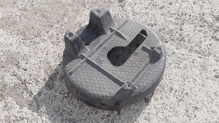 Dodge Journey (2007 - 2011)  05178181AB Отделка отсека запасного колеса