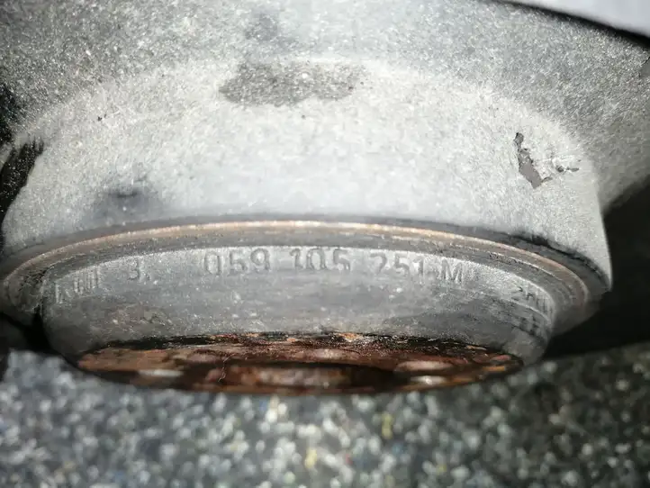 Audi A6 S6 C5 4B (2001 - 2004) 059105251M Шкив коленчатого вала — фото 2