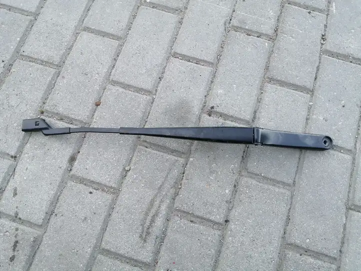 Volkswagen Golf V (2003 - 2009) 1Q1955409 Рычаг стеклоочистителя — фото 1