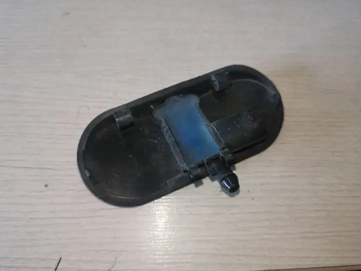 (2003 - ) 8Z0955987E Форсунка омывателя лобового стекла — фото 2