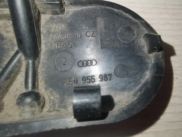 Audi A4 S4 B6 8E 8H (2000 - 2006) 8E0955987 Форсунка омывателя лобового стекла — фото 3