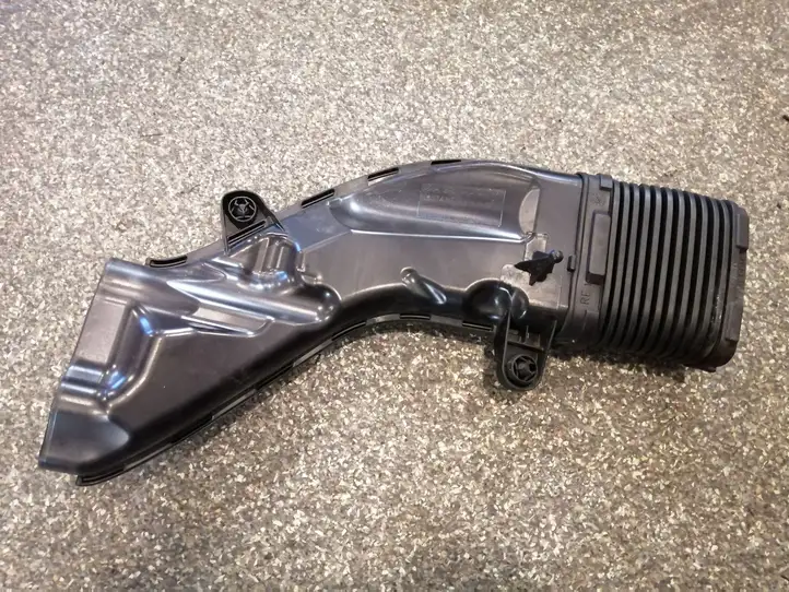Mercedes-Benz SL R231 (2012 - 2019) A2760902637 Детали воздухозаборника — фото 2