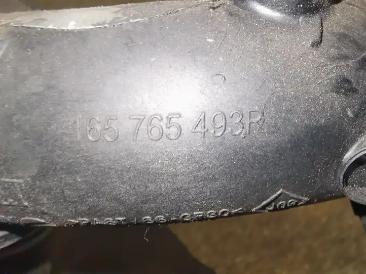 Nissan Juke I F15 (2010 - 2018) 165765493R Трубка подачи воздуха — фото 3