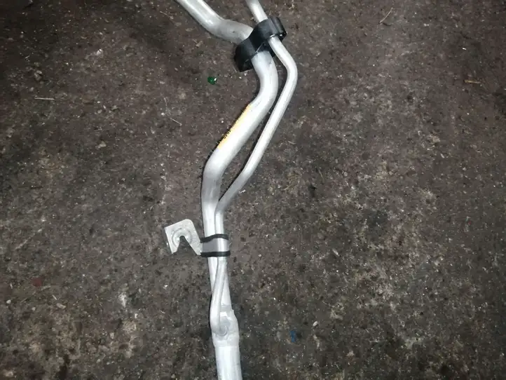 Buick Encore II (2019 - ) 60004646 Трубки и шланги кондиционера — фото 3
