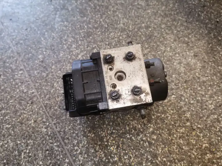 Toyota Corolla E120 E130 (2004 - 2007) 0273004571 ABS блок — фото 2