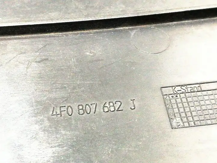 Audi A6 S6 C6 4F (2004 - 2008) 4F0807682J Нижняя решетка переднего бампера — фото 2