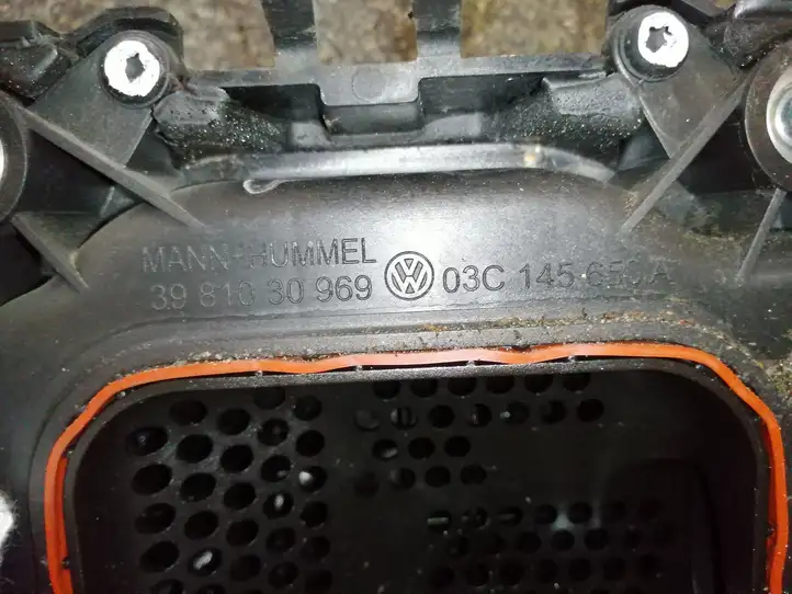 Volkswagen Touran I (2003 - 2010) 03C145650A Резонатор впуска — фото 3