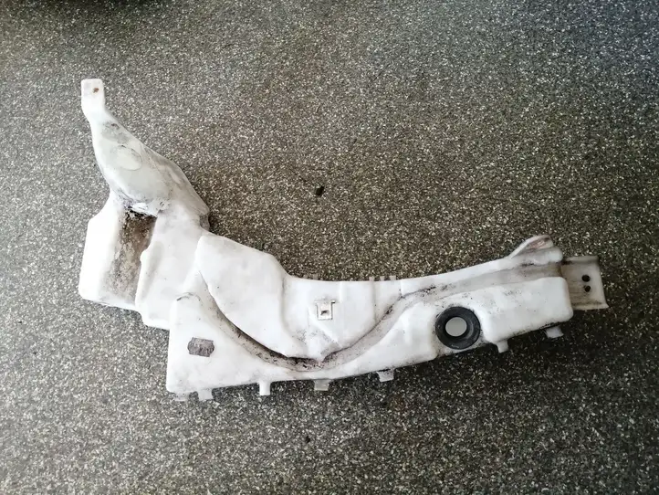 Ford Focus (2011 - 2015) 4M5113K163AG Бачок омывателя стекла — фото 1