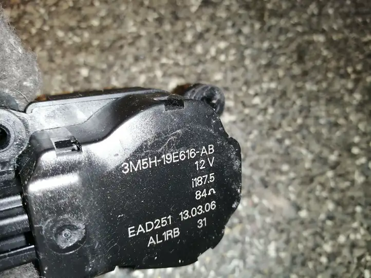 Ford Focus (2005 - 2008) 3M5H19E616AB Двигатель задвижки потока воздуха — фото 3