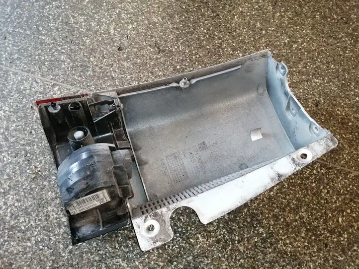 Opel Meriva A (2002 - 2006) 93295363 Задняя противотуманная фара — фото 3