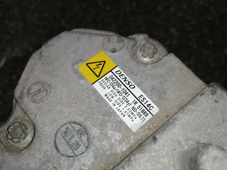 Toyota Yaris (2012 - 2014) 0422001041 Компрессор (насос) кондиционера воздуха — фото 2